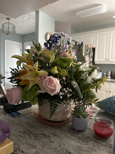 Floral Design By Heidi