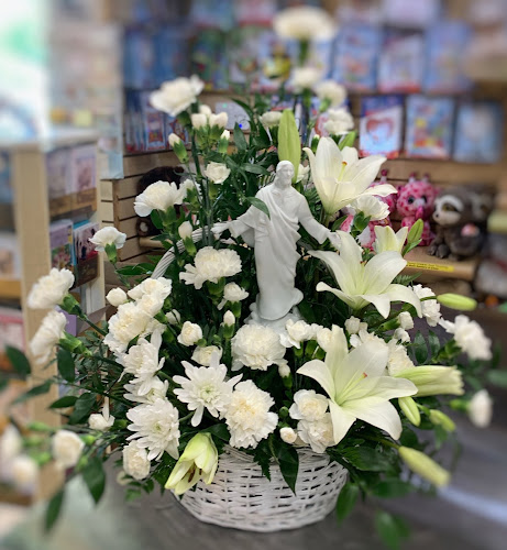 Cypress Gardens Flower Shop