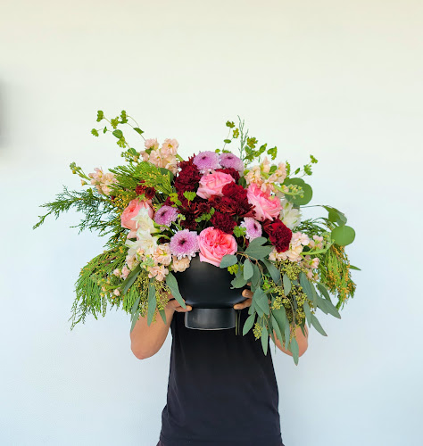 Pop Heart Flower Shop