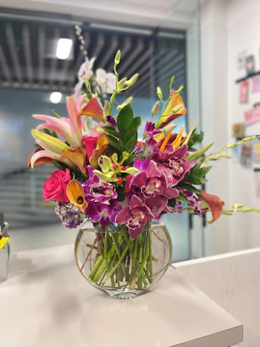 Brickell Avenue Flowers & Gifts
