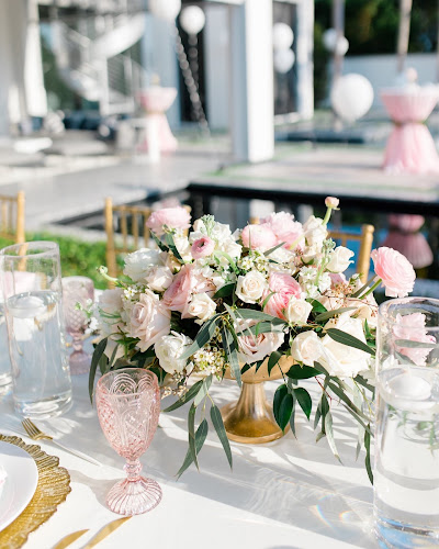 Something Bloomed - Event Floral and Design