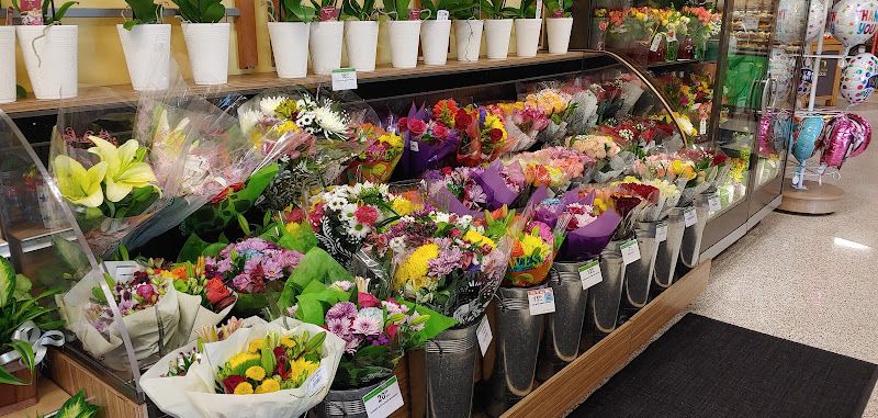 Publix Super Market at Fifth Avenue Shops