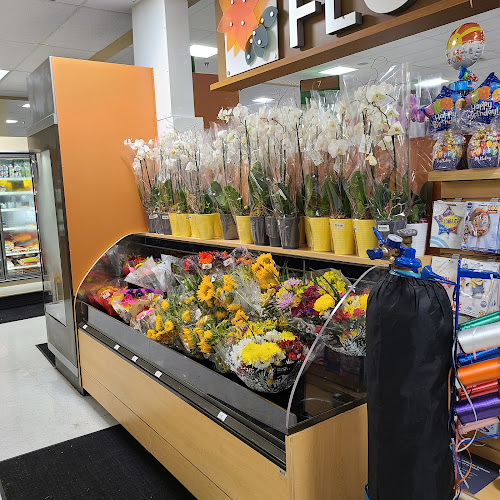 Publix Super Market on Dade Blvd