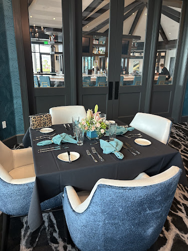 B-Hive Flowers & Gifts