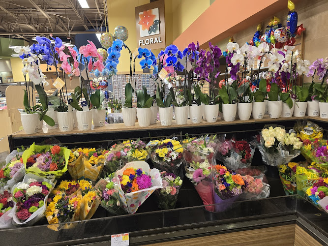 Publix Super Market at Village Commons